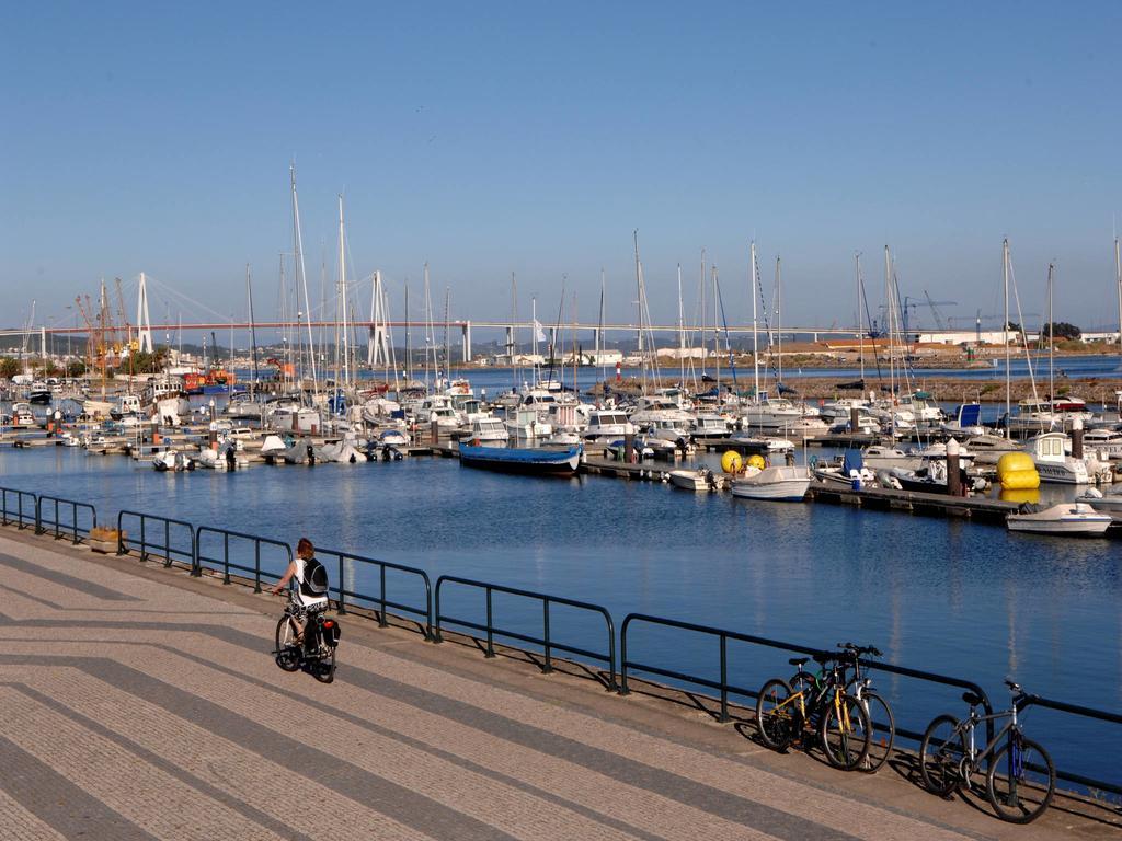 Marina Charming House Hotell Figueira da Foz Exteriör bild